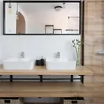 Beautiful Home In Rasopasno With Sauna Holiday home *