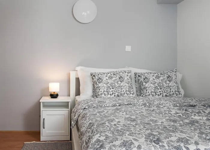 Cozy Home In Rasopasno With Wi-Fi Case de vacanță
