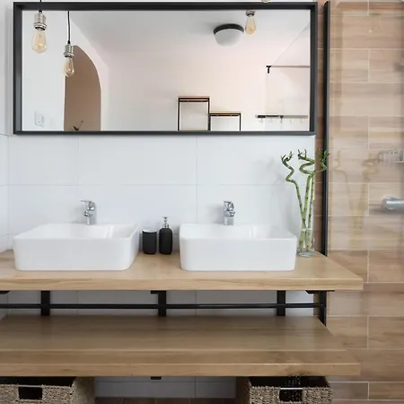 Beautiful Home In Rasopasno With Sauna Prázdninový dům *